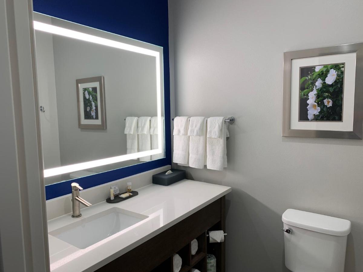 La Quinta Inn & Suites By Wyndham Tifton Εξωτερικό φωτογραφία