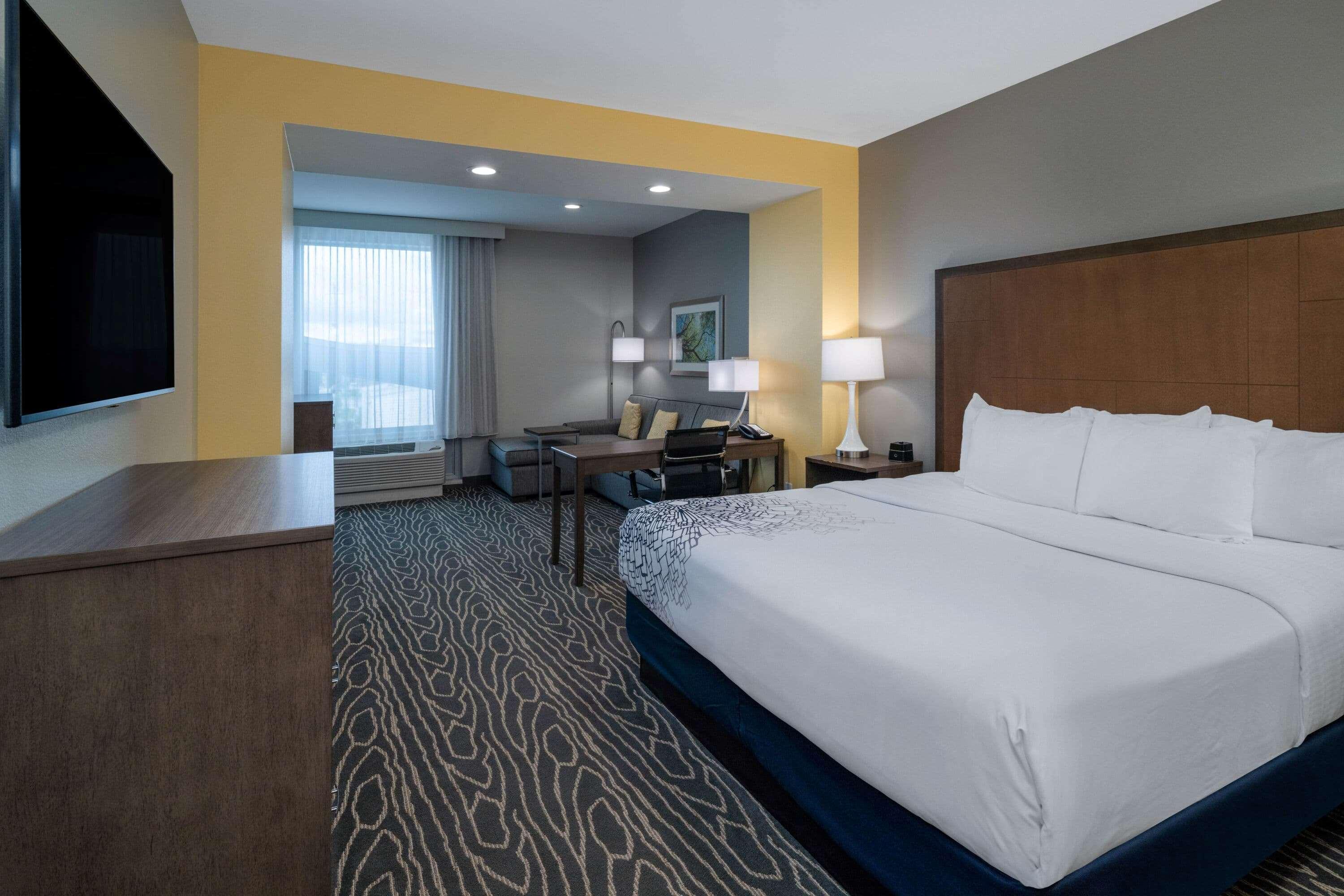 La Quinta Inn & Suites By Wyndham Tifton Εξωτερικό φωτογραφία